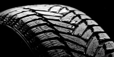 Tyre Replacement On Site 24/7 Breakdown Car Tyre Repair Mobile Truck tyre Service Truck Tyre Repair